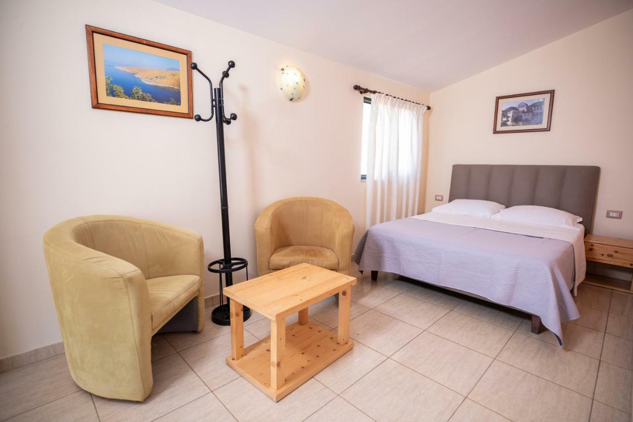 Chalet Ambel เดอร์มี ภายนอก รูปภาพ